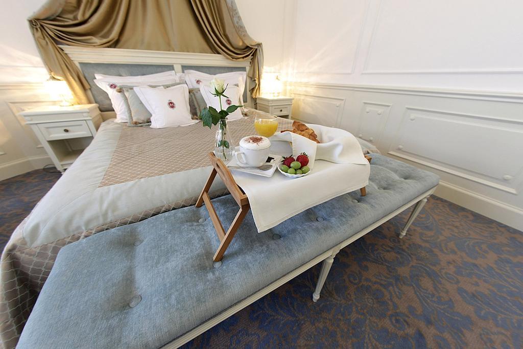 Hotel Jaroslaw Room photo